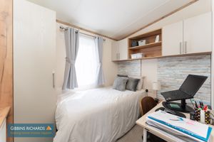 Bedroom- click for photo gallery